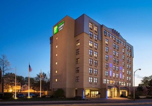 Holiday Inn Express & Suites Cambridge, an Ihg Hotel