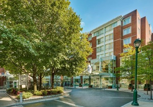 The Inn at Penn, A Hilton Hotel