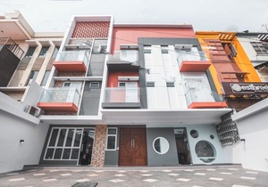 OYO 1487 Residence Khoe