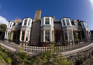 Kilmarnock Arms Hotel