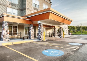 Best Western Plus Spirit Mountain Duluth