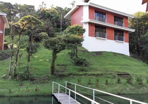 Burbi Lake Lodge