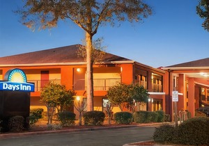 Days Inn by Wyndham Pensacola West