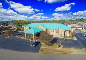 Quality Inn and Suites Alma