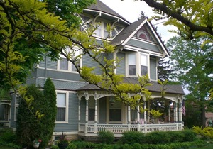 Aurora Staples Inn