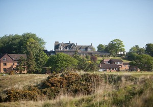Old Manor Hotel