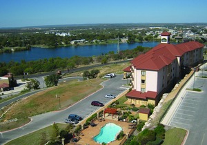 La Quinta by Wyndham Marble Falls