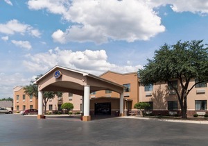 Quality Inn Midland