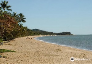 Cairns Beach Resort