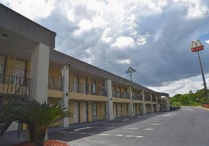 Days Inn by Wyndham Ladson Summerville Charleston