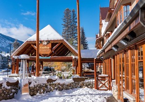 Banff Caribou Lodge & Spa