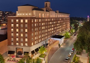 Hilton Orrington/Evanston