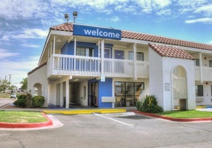 Motel 6-El Paso, TX - East