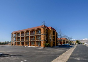 Quality Inn Redding Near I-5