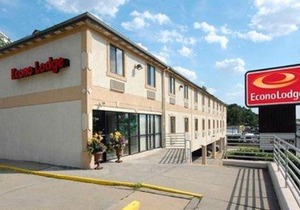 Days Inn by Wyndham Jersey City