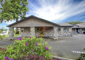 Poulsbo Inn & Suites