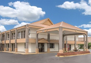 Days Inn by Wyndham Monroe