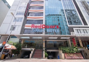 RedDoorz Plus Near Cau Giay Park