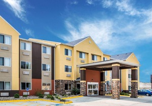 Comfort Inn & Suites Waterloo – Cedar Falls
