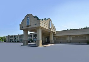Quality Inn Conference Center Logansport