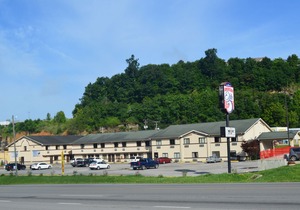 American Elite Inn