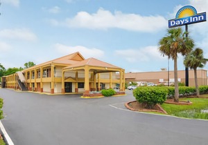 Days Inn by Wyndham Monroe