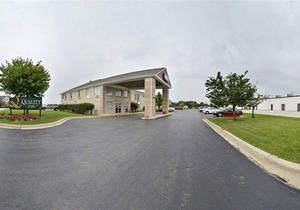Quality Inn Aurora - Naperville Area