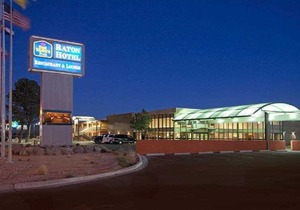 Best Western Plus Raton Hotel