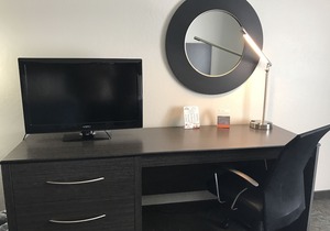 Days Inn & Suites by Wyndham East Flagstaff