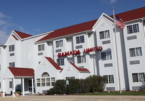 Ramada Limited and Suites Bloomington
