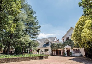 5th Avenue Gooseberry Guest House