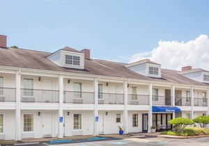 Days Inn by Wyndham Americus