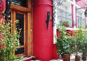 Antique Hostel