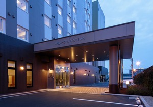 Hotel Route-Inn Takaoka Ekimae