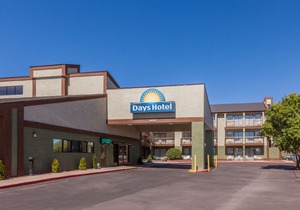 Days Hotel by Wyndham Flagstaff