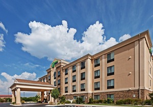 Holiday Inn Express & Suites Selma, an Ihg Hotel