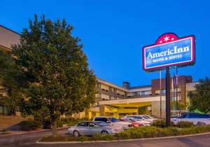 AmericInn by Wyndham Omaha
