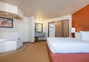 AmericInn by Wyndham Pampa Event Center