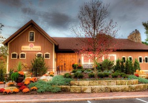 Hampton Inn & Suites Canton