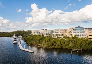 Wyndham Grand Jupiter at Harbourside Place