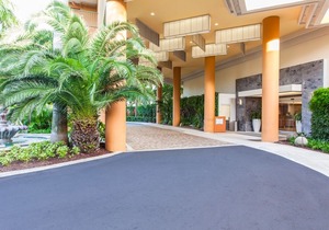 Courtyard by Marriott Isla Verde Beach Resort