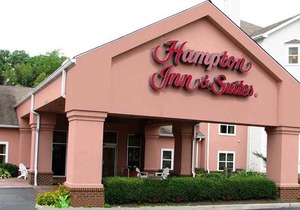 Hampton Inn & Suites Newport News-Airport - Oyster Point Area