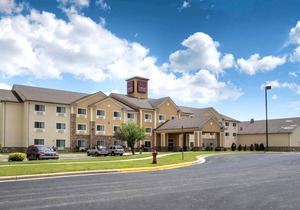 Comfort Suites Johnson Creek Conference
