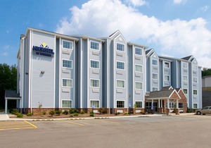 Microtel Inn & Suites by Wyndham Waynesburg