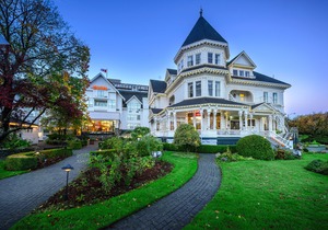 Huntingdon Manor Hotel