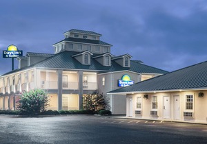 Days Inn by Wyndham Trumann AR