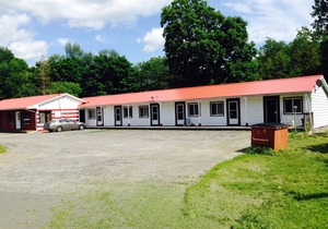 Colonial Inn Motel