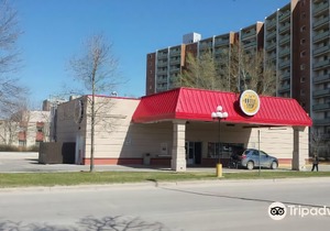Canad Inns Destination Centre Fort Garry