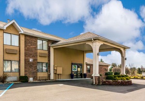 Quality Inn I-74 Batesville