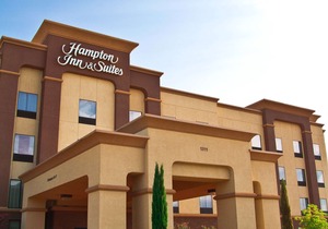 Hampton Inn & Suites Dallas-DeSoto